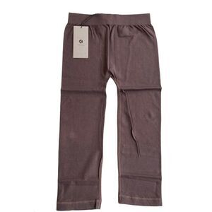 Avocado Capri Leggings